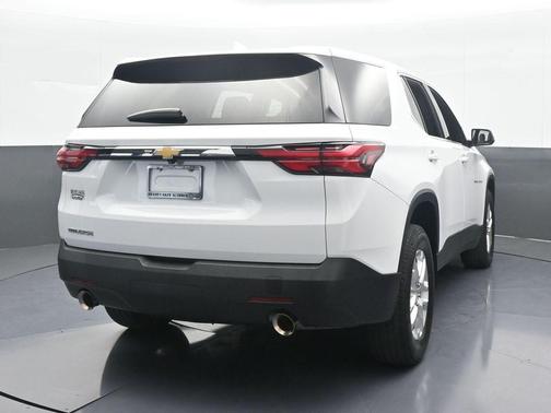 2022 Chevrolet Traverse LS