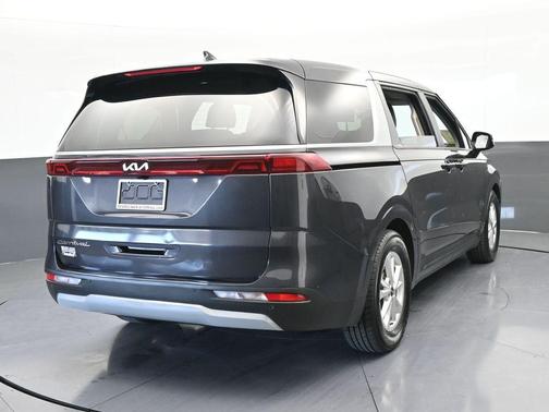 2022 Kia Carnival LXS