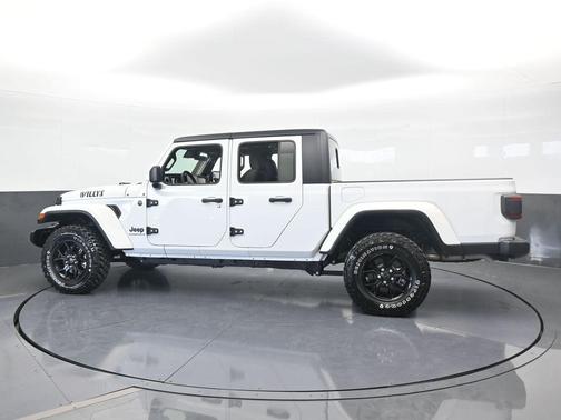 2024 Jeep Gladiator Sport