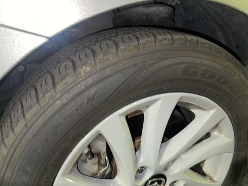 2013 Mazda Mazda5 Sport