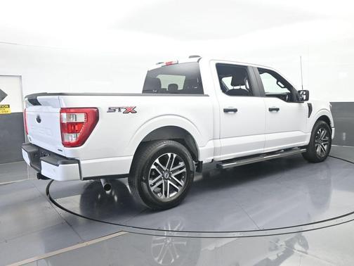 Oxford White 2023 Ford F-150 XL