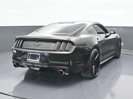2015 Ford Mustang V6