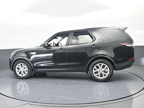 Narvik Black 2020 Land Rover Discovery SE