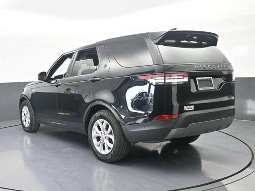 Narvik Black 2020 Land Rover Discovery SE