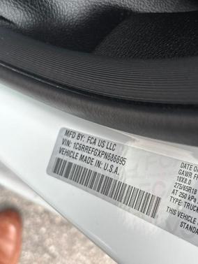 Bright White Clearcoat 2023 RAM 1500 Big Horn
