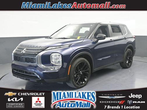 2023 Mitsubishi Outlander SE Special Edition