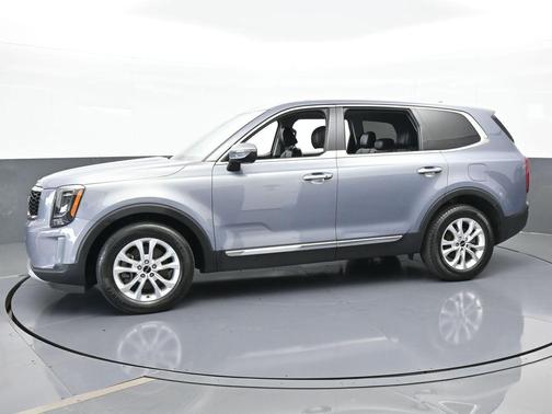 2022 Kia Telluride LX