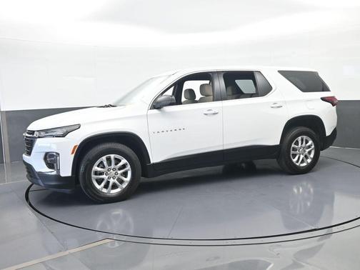 2022 Chevrolet Traverse LS