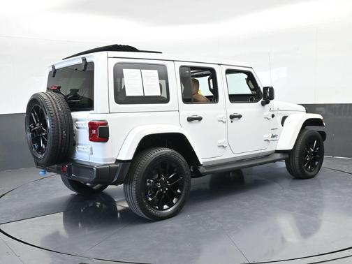 2022 Jeep Wrangler Unlimited 4xe Sahara