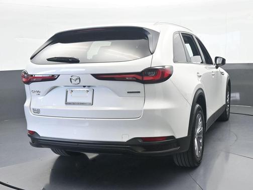 Rhodium White Premium 2026 Mazda CX-90 SE
