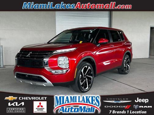 Diamond 2024 Mitsubishi Outlander SE Black Edition