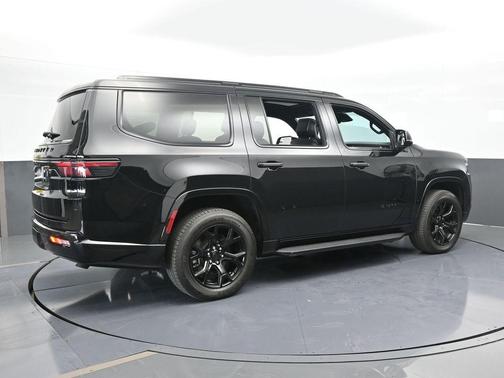 2023 Jeep Wagoneer Series II