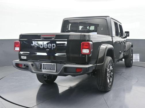 2024 Jeep Gladiator Sport