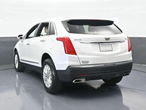 2018 Cadillac XT5 Base