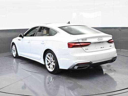 2024 Audi A5 Sportback 45 S line quattro Premium