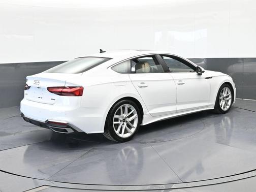 2024 Audi A5 Sportback 45 S line quattro Premium