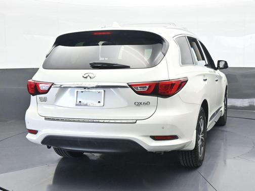 2016 INFINITI QX60 Base
