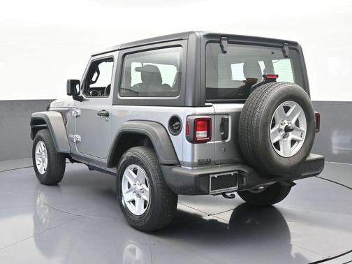 2020 Jeep Wrangler Sport
