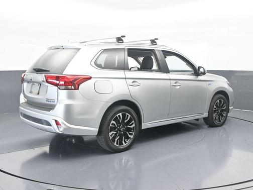 2018 Mitsubishi Outlander PHEV
