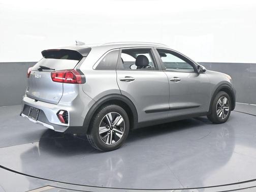 2022 Kia Niro Plug-In Hybrid LXS
