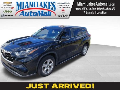 Black 2023 Toyota Highlander L