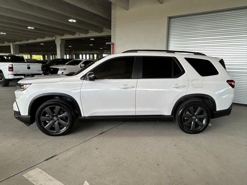 2023 Honda Pilot Sport