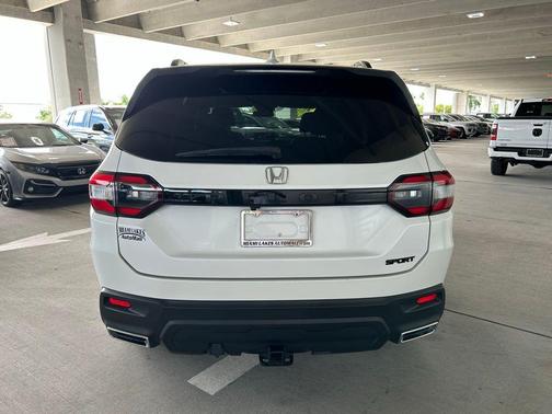 2023 Honda Pilot Sport