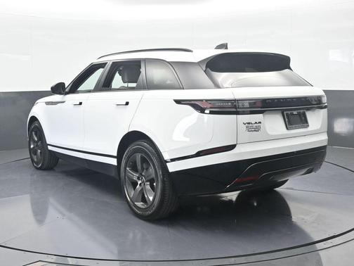 2025 Land Rover Range Rover Velar P250 Dynamic SE