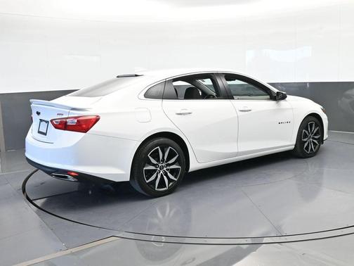 2023 Chevrolet Malibu RS