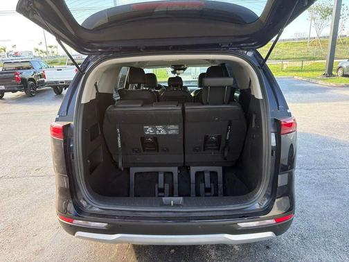 Deep Chroma Blue 2024 Kia Carnival LX