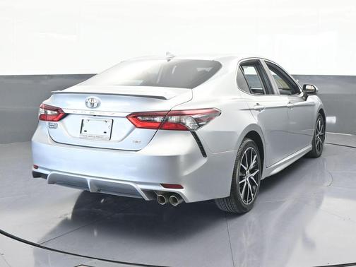 2021 Toyota Camry 