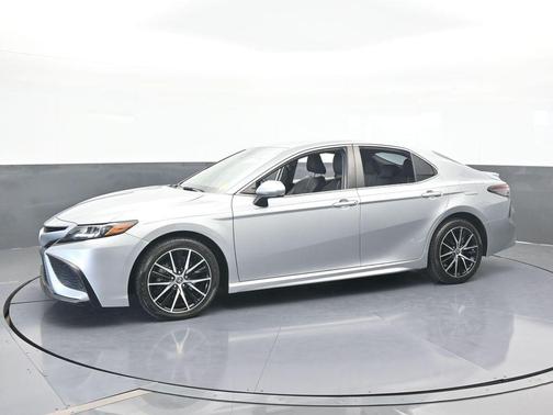 2021 Toyota Camry 
