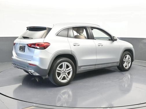 2021 Mercedes-Benz GLA 250 Base