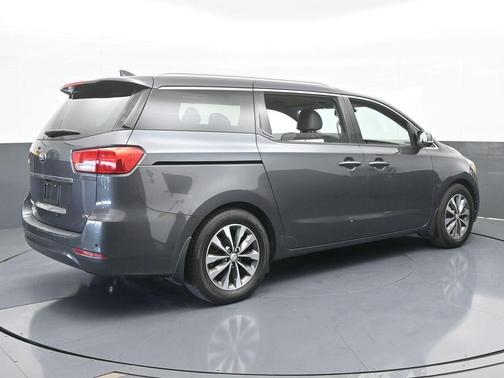 2018 Kia Sedona SX