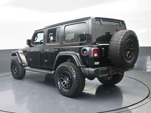 Black Clearcoat 2023 Jeep Wrangler Sport