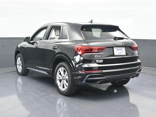 2021 Audi Q3 45 S line Premium