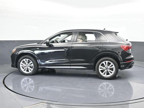2021 Audi Q3 45 S line Premium