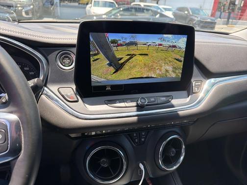 Summit White 2023 Chevrolet Blazer 3LT