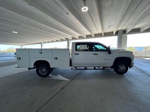 Summit White 2023 Chevrolet Silverado 3500 WT