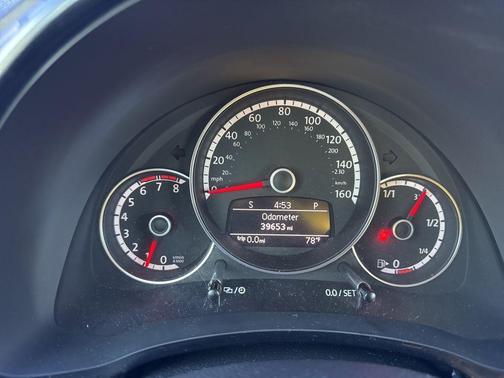 2015 Volkswagen Beetle 1.8T