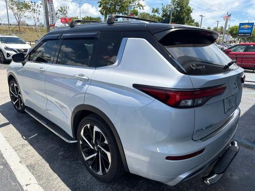 2024 Mitsubishi Outlander
