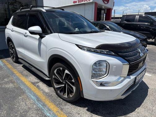 2024 Mitsubishi Outlander