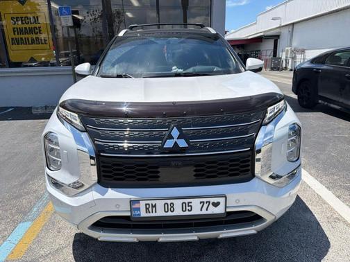 2024 Mitsubishi Outlander