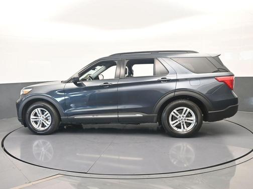 Blue Metallic 2023 Ford Explorer XLT