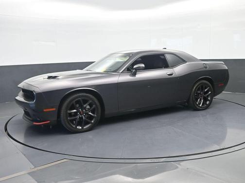 Granite Crystal Clearcoat Metallic 2022 Dodge Challenger SXT