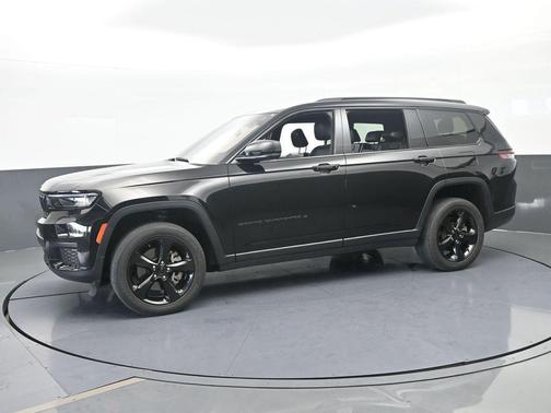 Diamond Black 2023 Jeep Grand Cherokee L Laredo