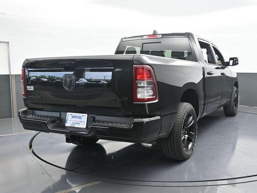 Diamond Black 2024 RAM 1500 Big Horn/Lone Star