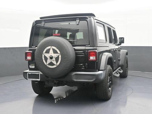 2022 Jeep Wrangler Unlimited Sport