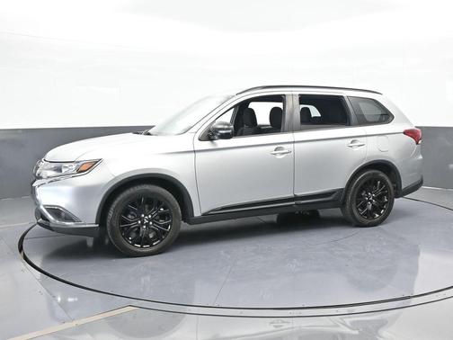 2018 Mitsubishi Outlander LE