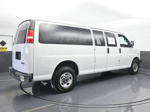 2020 GMC Savana 3500 LT